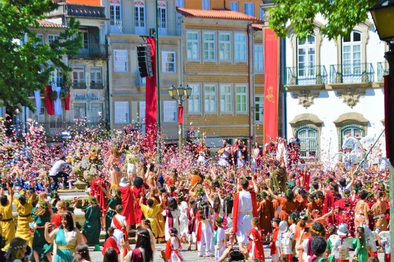 Imaculada Home Royal - Cobramos Estacionamento - Precisa Reservar Braga Zewnętrze zdjęcie